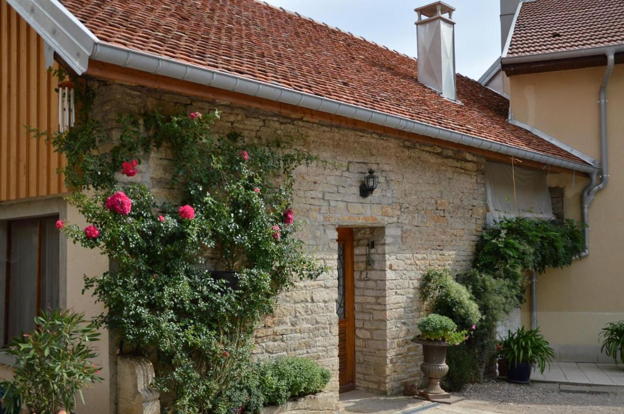 La Ferme Aux Glycines Hotel Aillevans Exterior foto